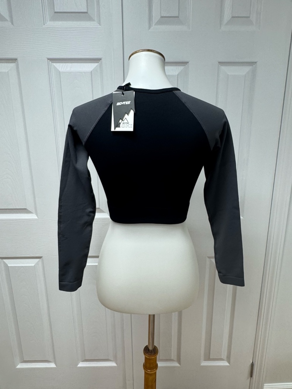 BO+TEE‎ Super Sculpt Base Layer Top in Black - Size S - NEW With Tags.